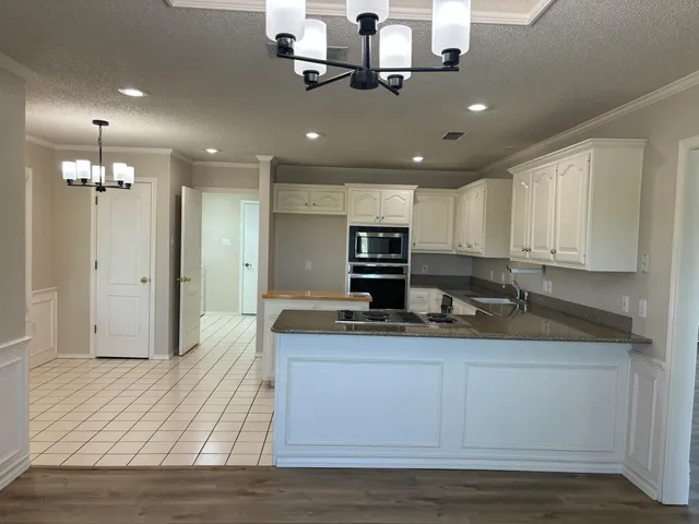 $378,000 | 3 North Rim Road, Ransom Canyon, TX 79366