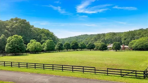 $1,845,000 | 75 Rivercreek Crossing, Kingston, GA 30145