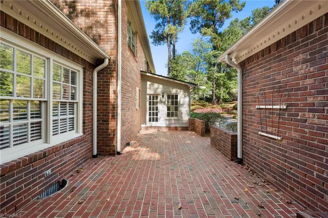 $625,000 | 3905 Badenridge Court, Greensboro, NC 27407