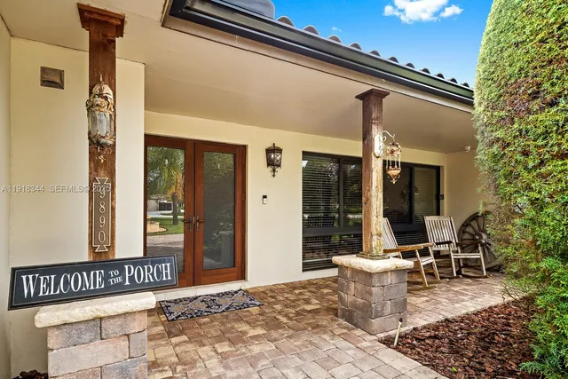 $1,900,000 | 9890 Southwest 138th Street, Miami, FL 33176