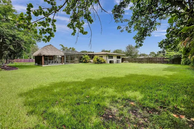 $1,900,000 | 9890 Southwest 138th Street, Miami, FL 33176