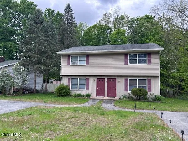 $430,000 | 5 Limerick Lane, Ballston Spa, NY 12020
