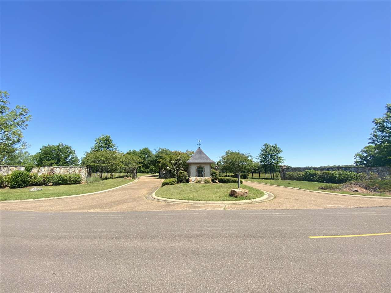 0 Cinnamon Ridge Drive, Unit MULTIPLE Raymond, MS 39154 - Photo 2 of 15 Photo 2
