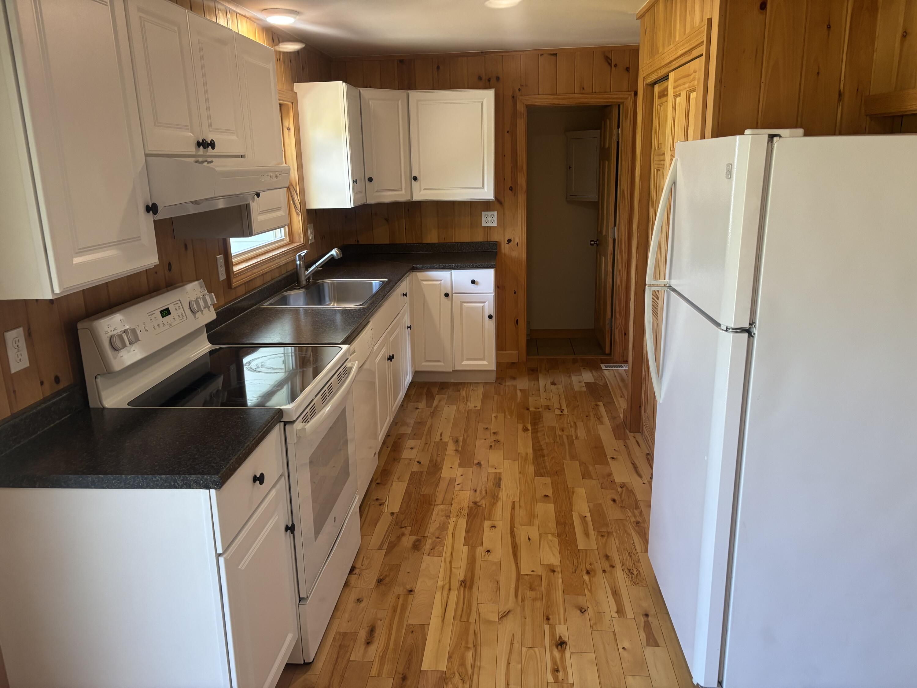 11 Madison Road Norridgewock, ME 04957 - Photo 3 of 40 IMG_4722