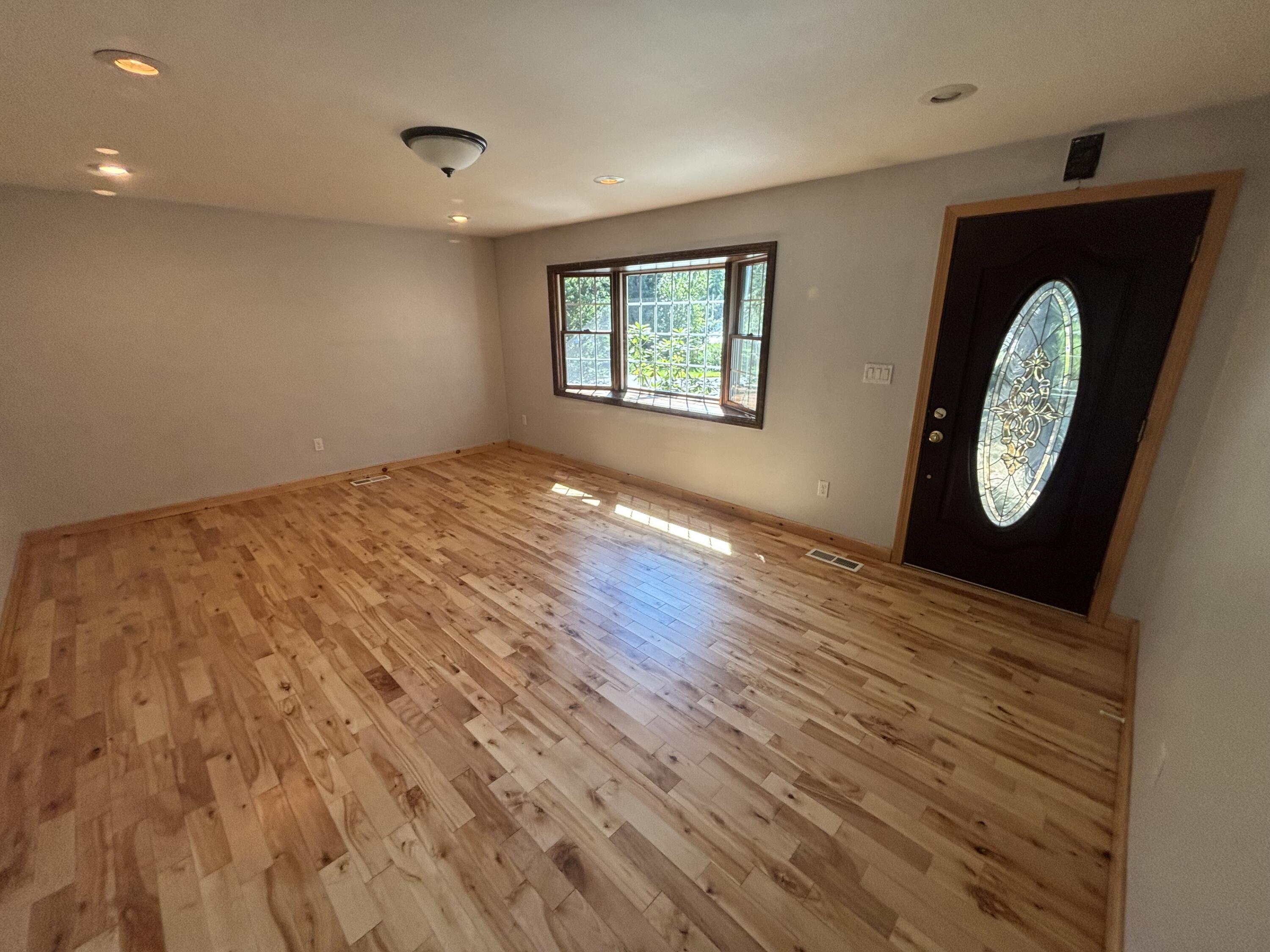 11 Madison Road Norridgewock, ME 04957 - Photo 6 of 40 IMG_4733