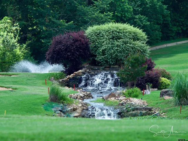 $288,500 | 401 Hide A Way Lane East, Hideaway, TX 75771