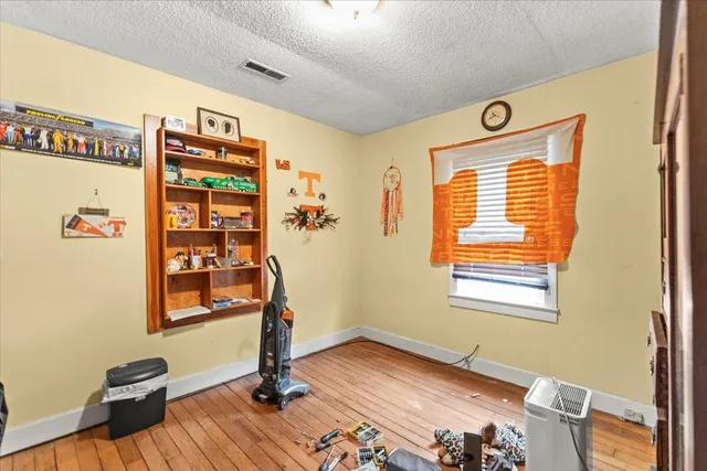 $215,000 | 651 Lupton Drive, Chattanooga, TN 37415