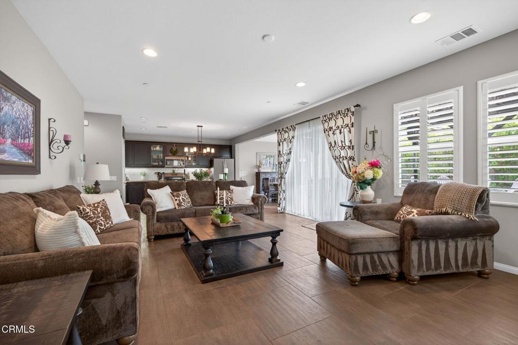 672 Xanadu Way Oxnard, CA 93036 - Photo 11 of 70