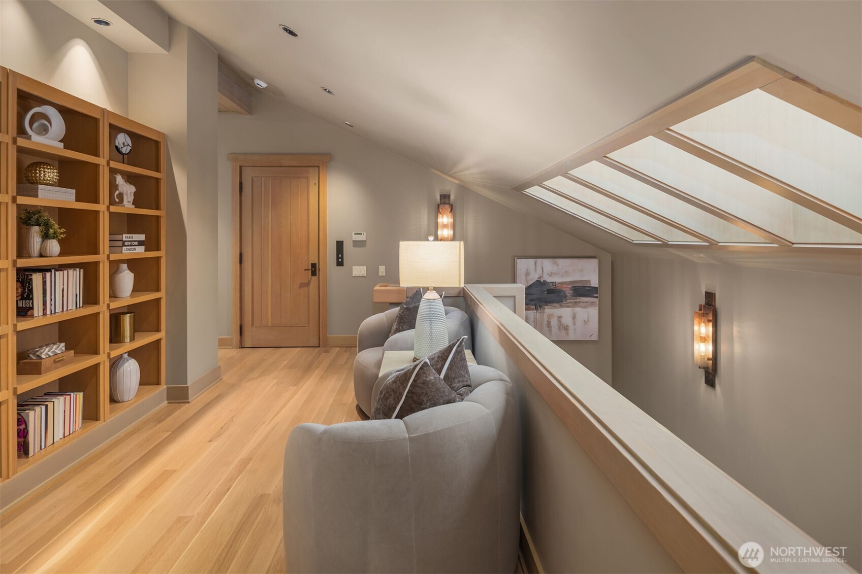 4604 West Raye Street Seattle, WA 98199 - Photo 14 of 40
