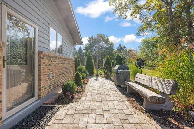 $545,000 | 1785 Hilltop Road, Elgin, IL 60120