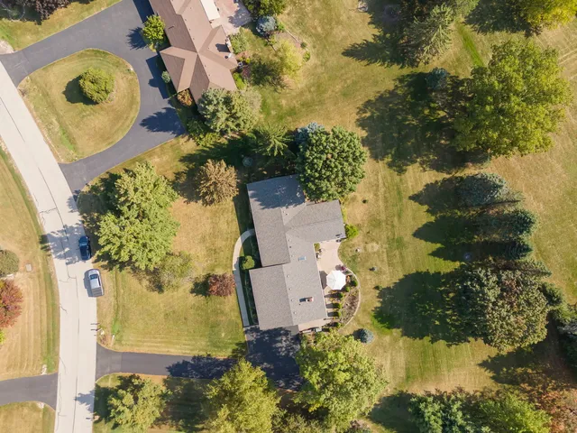 $545,000 | 1785 Hilltop Road, Elgin, IL 60120