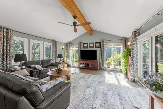 $545,000 | 1785 Hilltop Road, Elgin, IL 60120