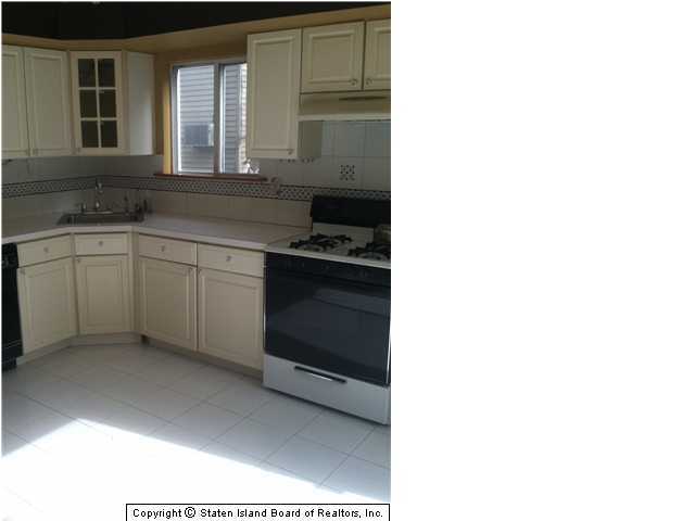 628 Annadale Road Staten Island, NY 10312 - Photo 3 of 6 Additional Photo