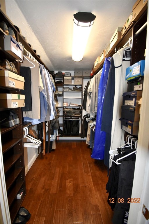 127 Jenckes Hill Road Lincoln, RI 02865 - Photo 27 of 38 Master Closet