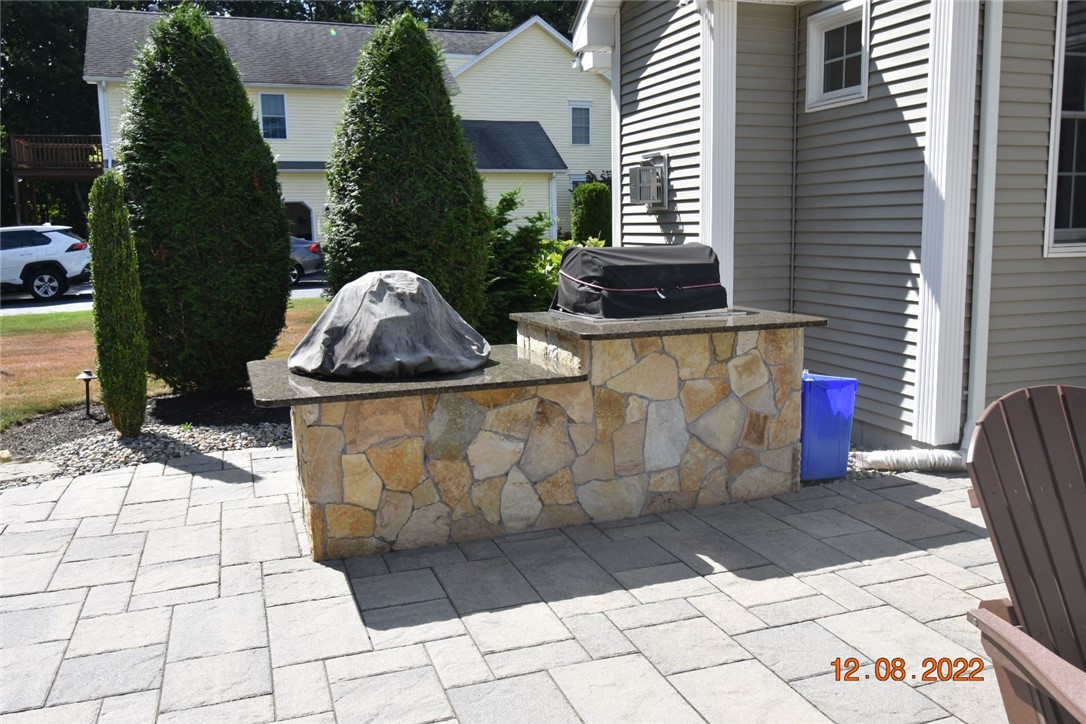 127 Jenckes Hill Road Lincoln, RI 02865 - Photo 9 of 38 Built in Smoker and grill