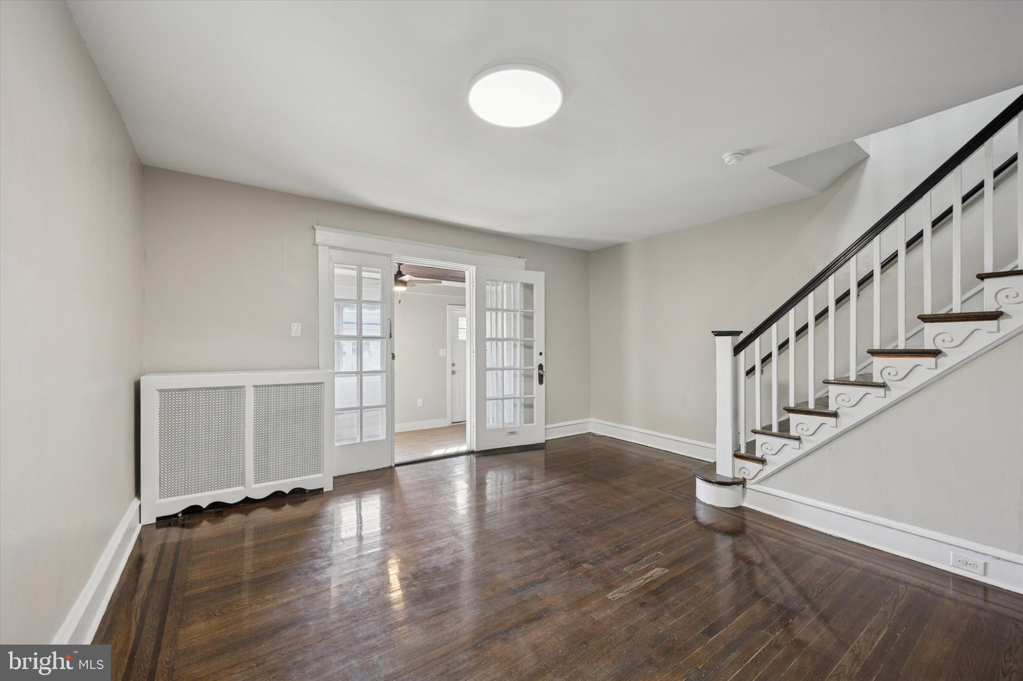 164 Wayne Avenue Darby, PA 19023 - Photo 5 of 15