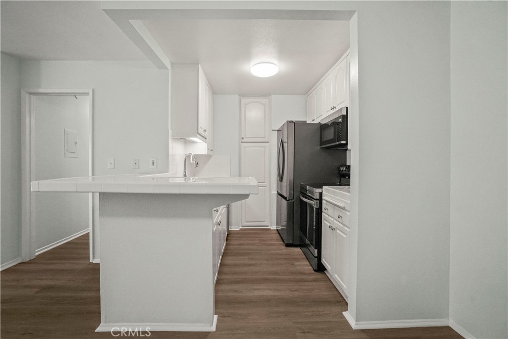 7740 Redlands Street, Unit M1081 Playa del Rey, CA 90293 - Photo 3 of 36