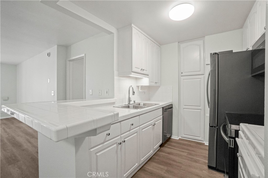 7740 Redlands Street, Unit M1081 Playa del Rey, CA 90293 - Photo 5 of 36