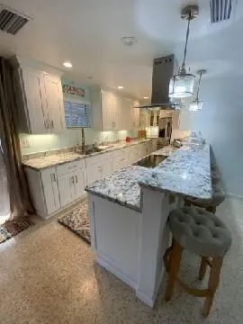 $3,000 | 286 South Orlando Avenue, Cocoa Beach, FL 32931