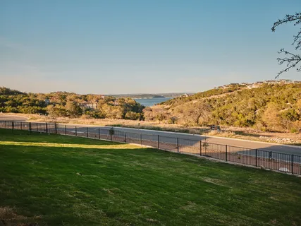 $2,700,000 | 959 Flagtop Court, Lakeway, TX 78738