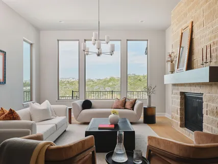 $2,700,000 | 959 Flagtop Court, Lakeway, TX 78738