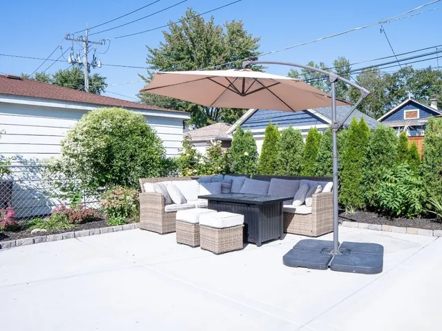 $550,000 | 1124 Lathrop Avenue, Forest Park, IL 60130