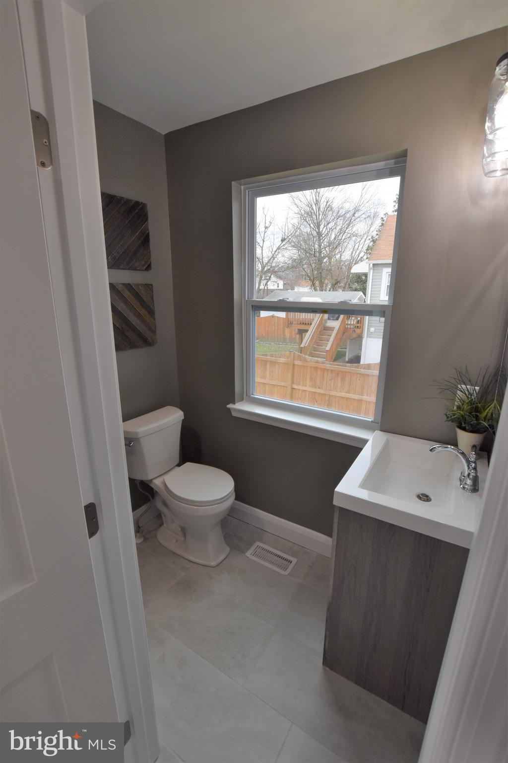 3057 Parktowne Road Baltimore, MD 21234 - Photo 39 of 51 Gallery Image 39