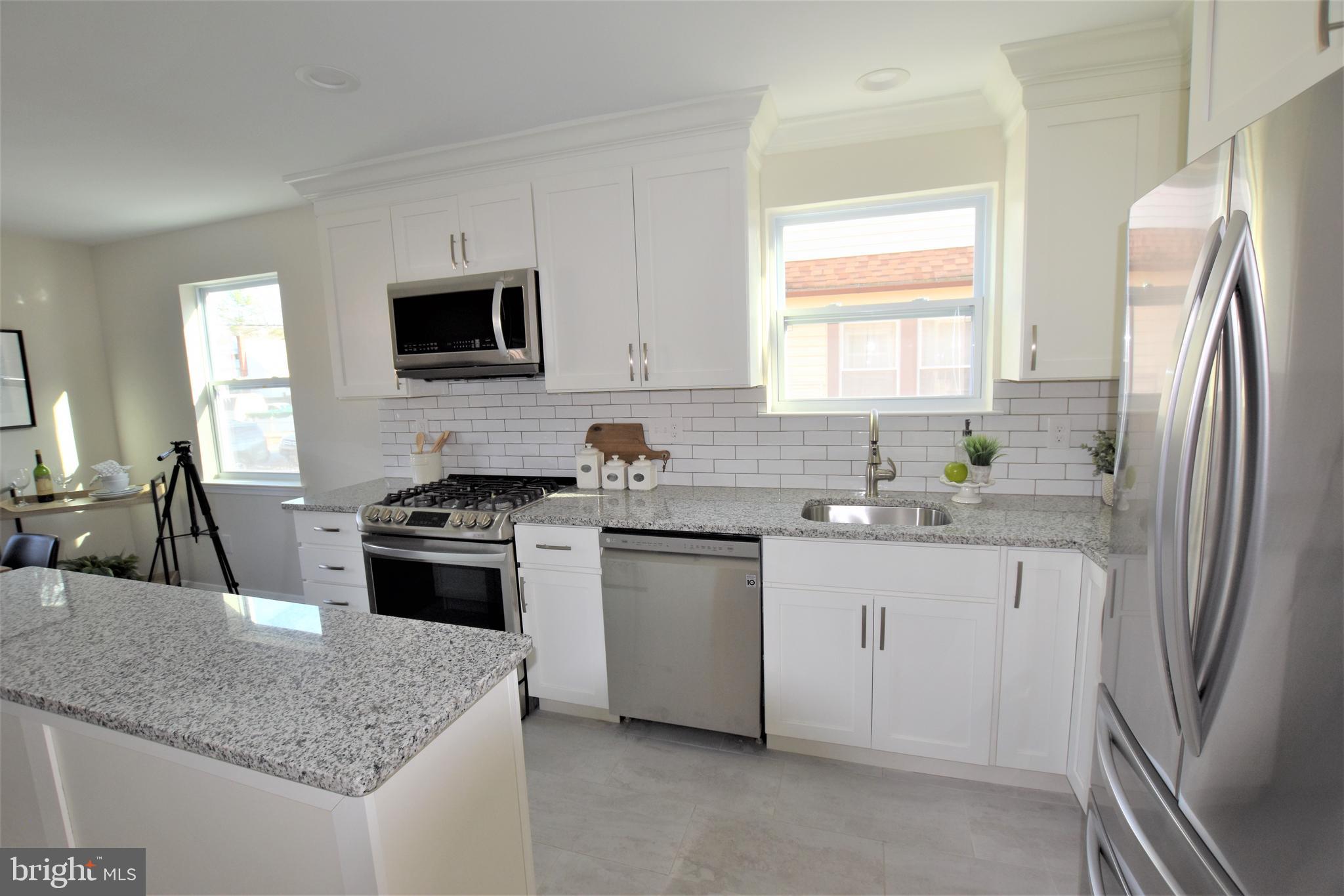 3057 Parktowne Road Baltimore, MD 21234 - Photo 5 of 51 Gallery Image 5