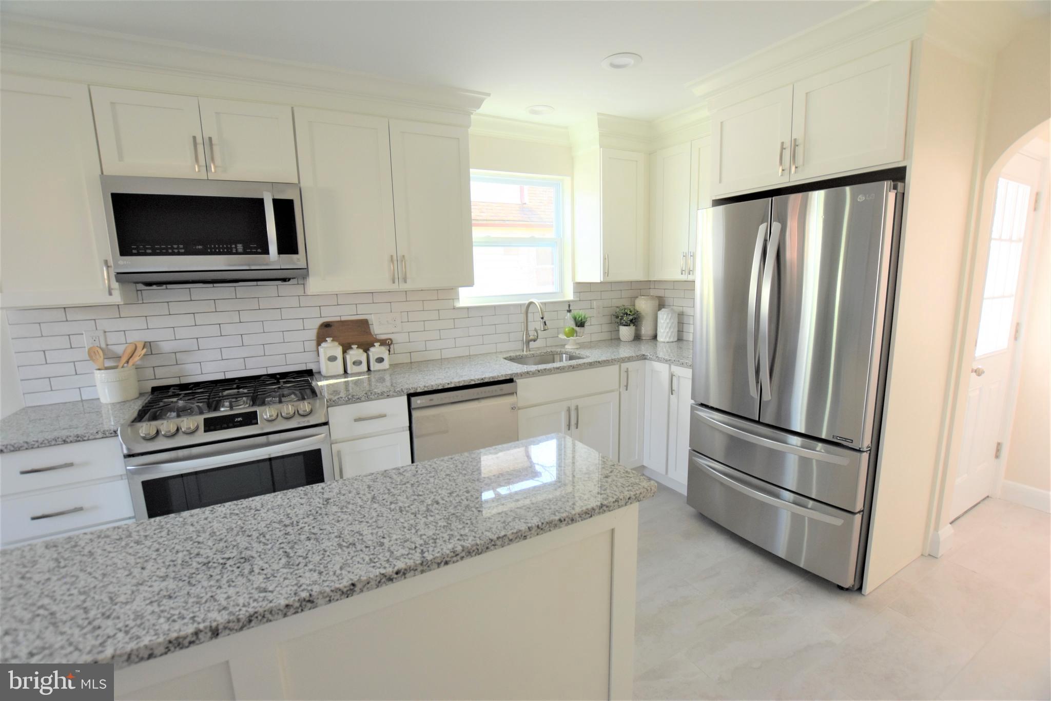 3057 Parktowne Road Baltimore, MD 21234 - Photo 6 of 51 Gallery Image 6