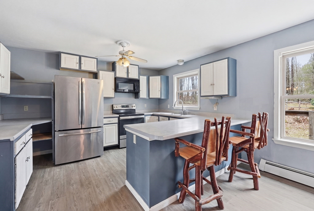 30 Cross Street Douglas, MA 01516 - Photo 2 of 4