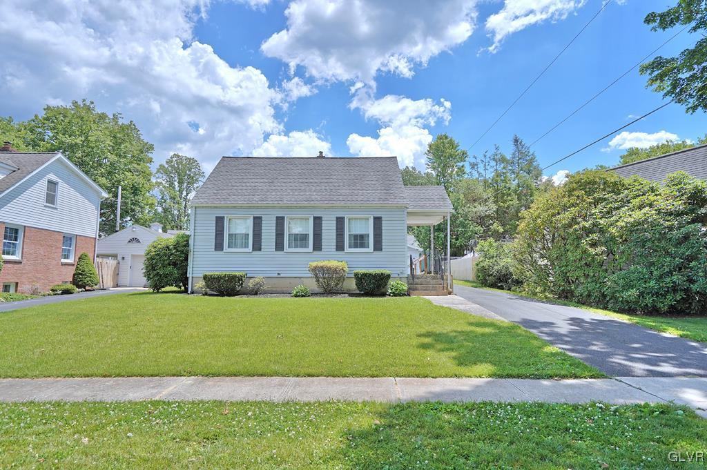 403 Maple Road Hellertown, PA 18055 - Photo 1 of 34 Gallery Image 1