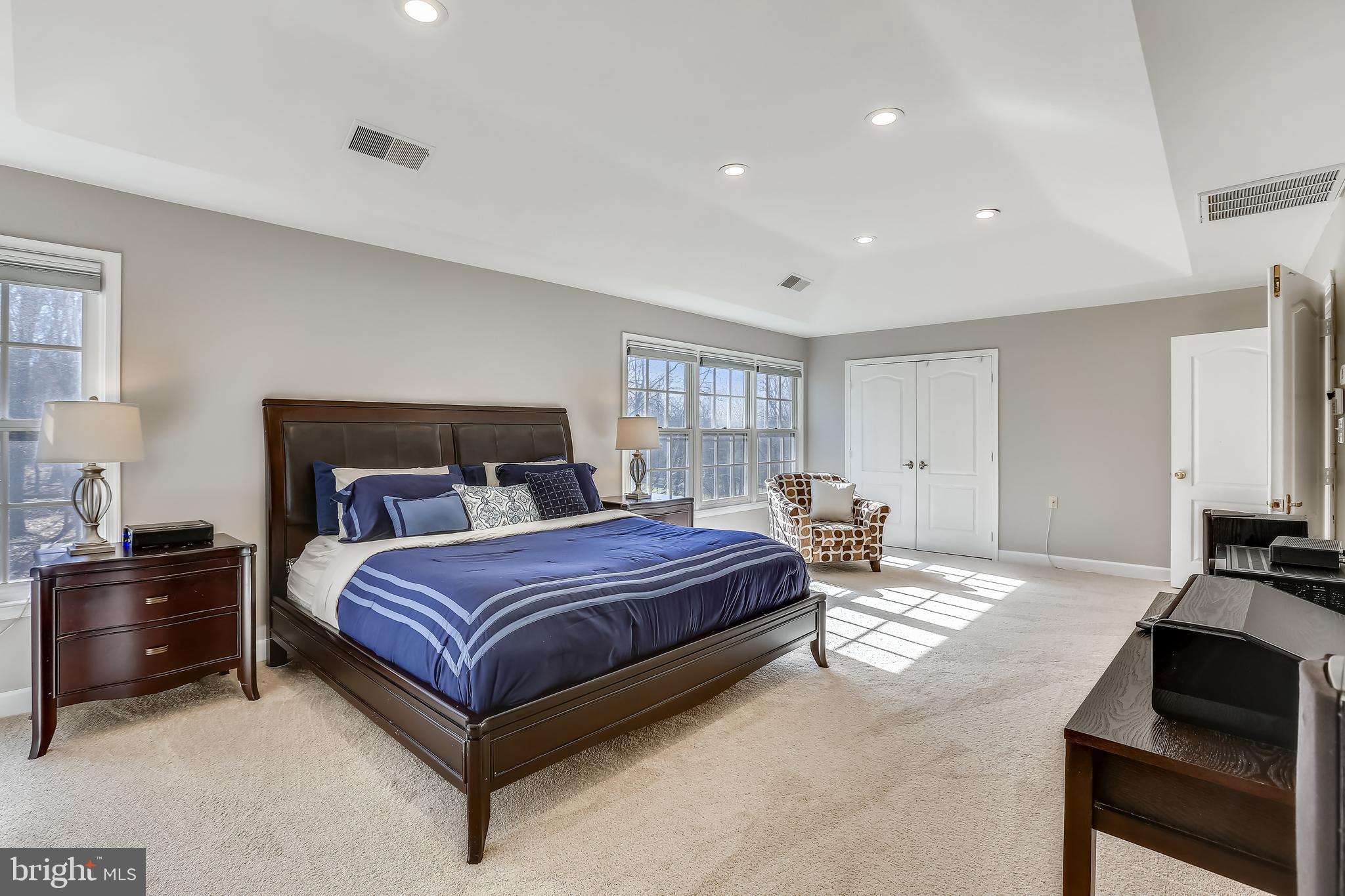 22406 Sweetleaf Lane Gaithersburg, MD 20882 - Photo 31 of 60 Tray Ceiling with Recessed Lighting