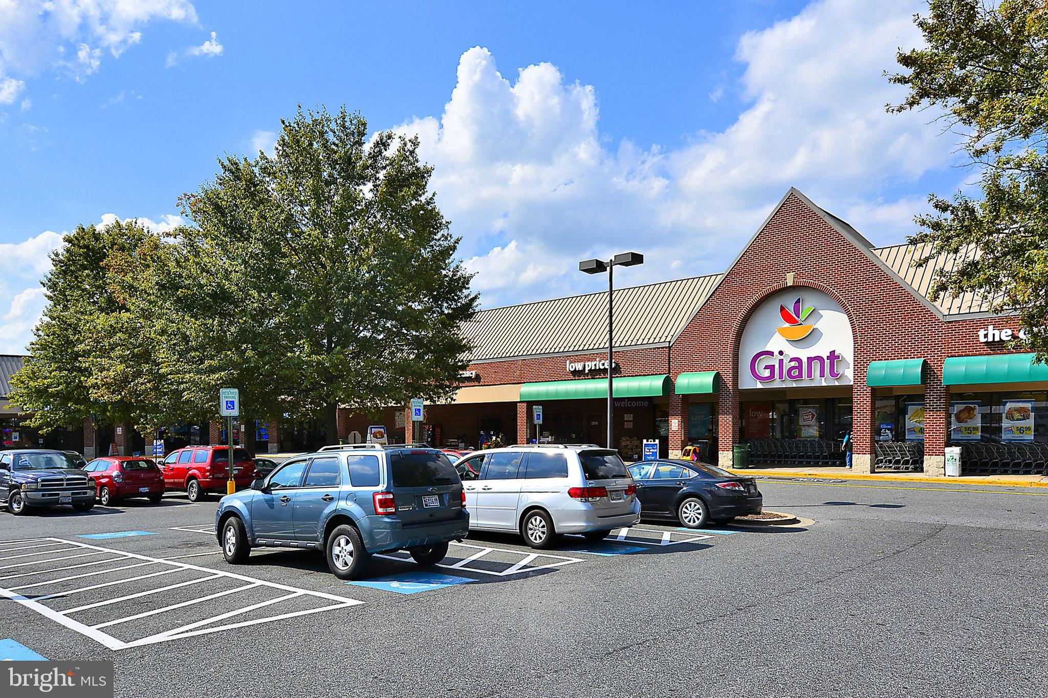 22406 Sweetleaf Lane Gaithersburg, MD 20882 - Photo 59 of 60 Close to Shopping