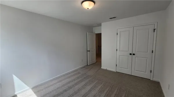 $399,900 | 92 Silverleaf Trail, Bethlehem, GA 30620