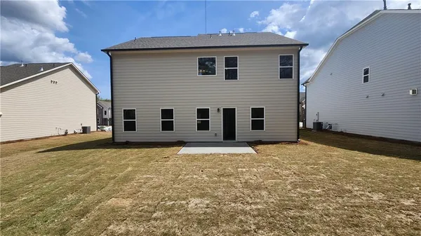 $399,900 | 92 Silverleaf Trail, Bethlehem, GA 30620