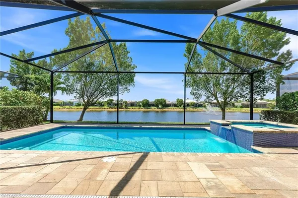 $1,050,000 | 8957 Mustique Lane, Naples, FL 34114