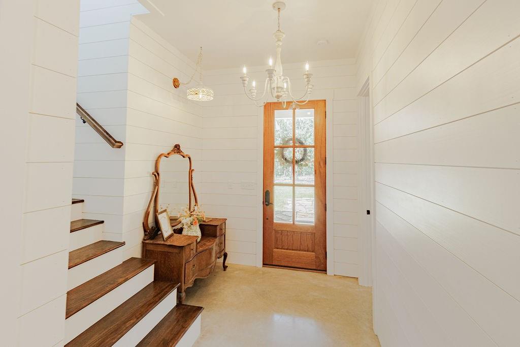 2094 Jim Harry Loop Sunset, TX 76270 - Photo 2 of 40 entryway