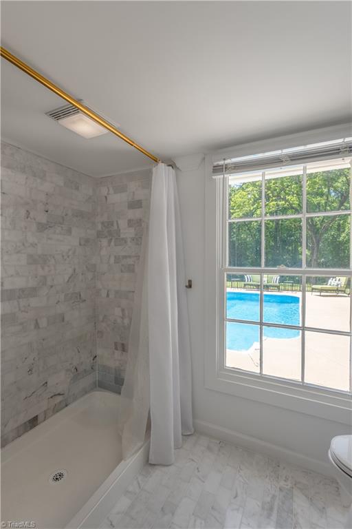 1567 Jennings Road Statesville, NC 28625 - Photo 14 of 39 Primary Bathroom