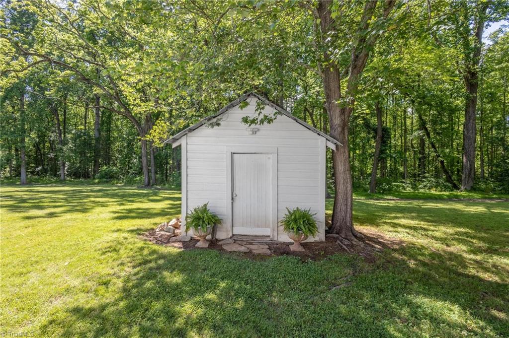 1567 Jennings Road Statesville, NC 28625 - Photo 30 of 39