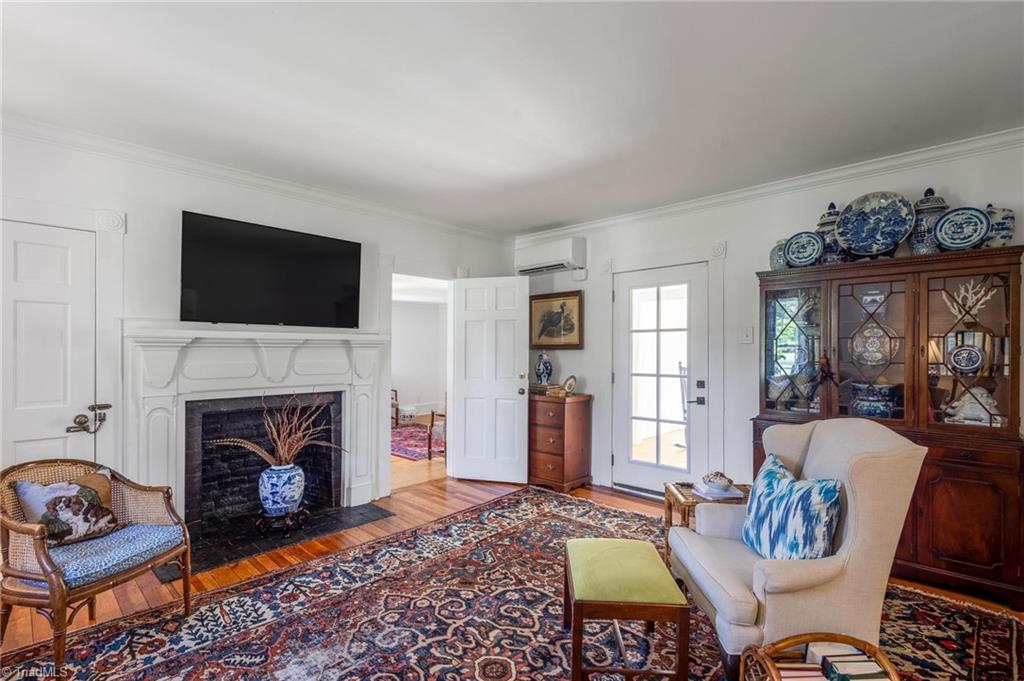 1567 Jennings Road Statesville, NC 28625 - Photo 5 of 39 Family Room