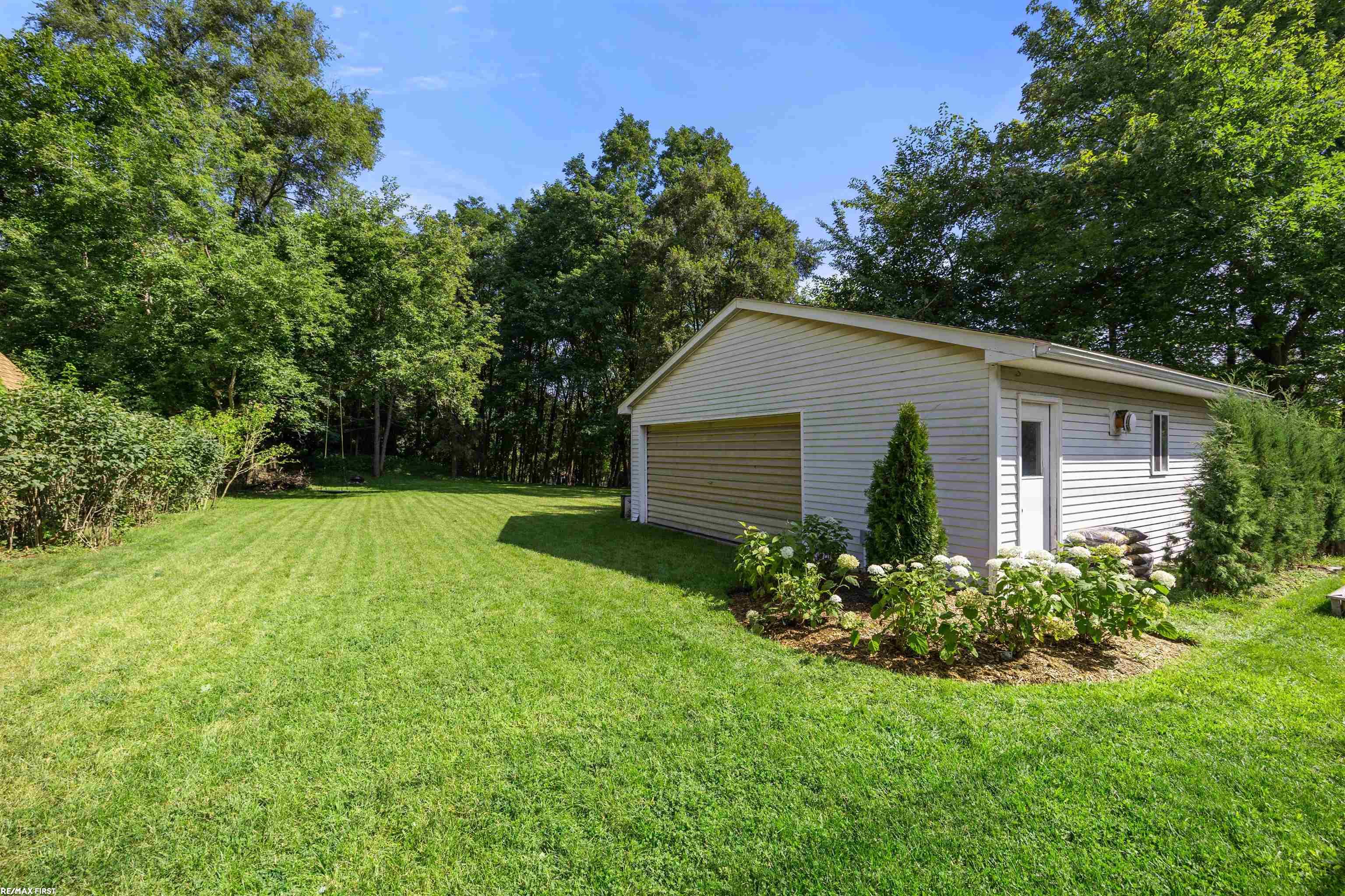 373 Red Oak Lane Rochester Hills, MI 48307 - Photo 13 of 59