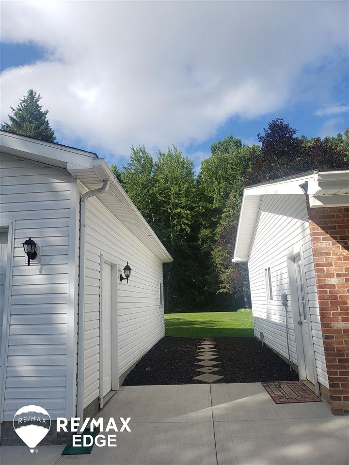 5687 West Oregon Road Lapeer, MI 48446 - Photo 30 of 57