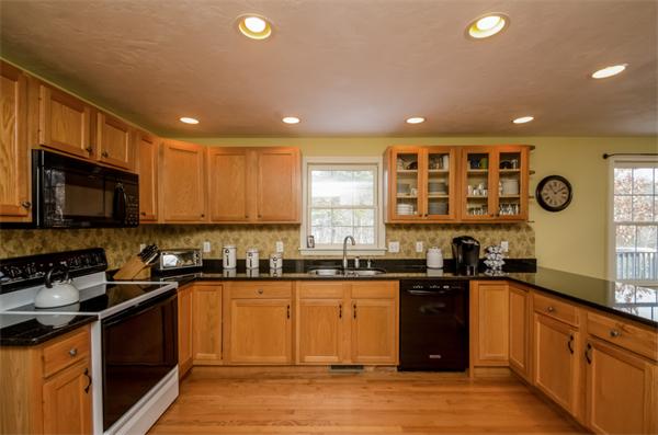 6 Nixon Road Hudson, MA 01749 - Photo 6 of 15 Gallery Image 6
