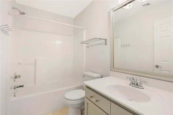 $1,800 | 815 Chevreuil Street, Mandeville, LA 70448