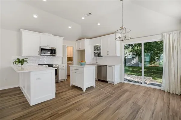 $1,800 | 815 Chevreuil Street, Mandeville, LA 70448