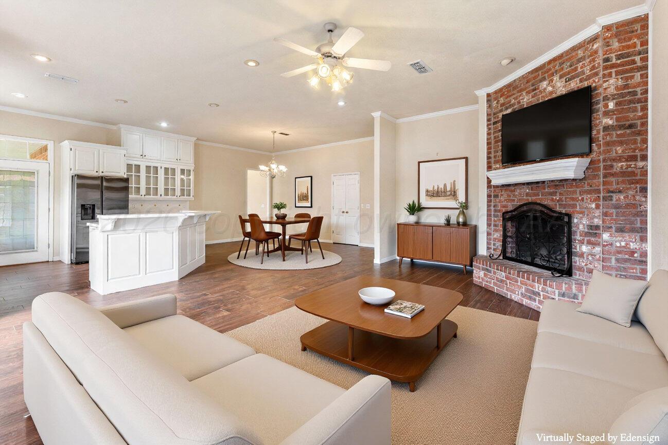 8103 Sheldon Road Amarillo, TX 79119 - Photo 14 of 52 Family Staged 2