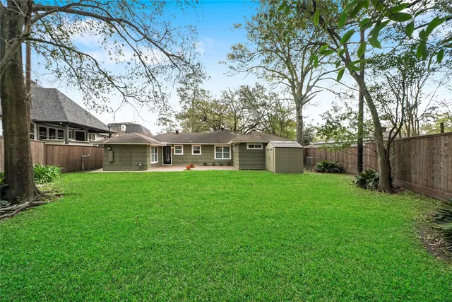$3,200 | 1229 Timbergrove Lane, Houston, TX 77008