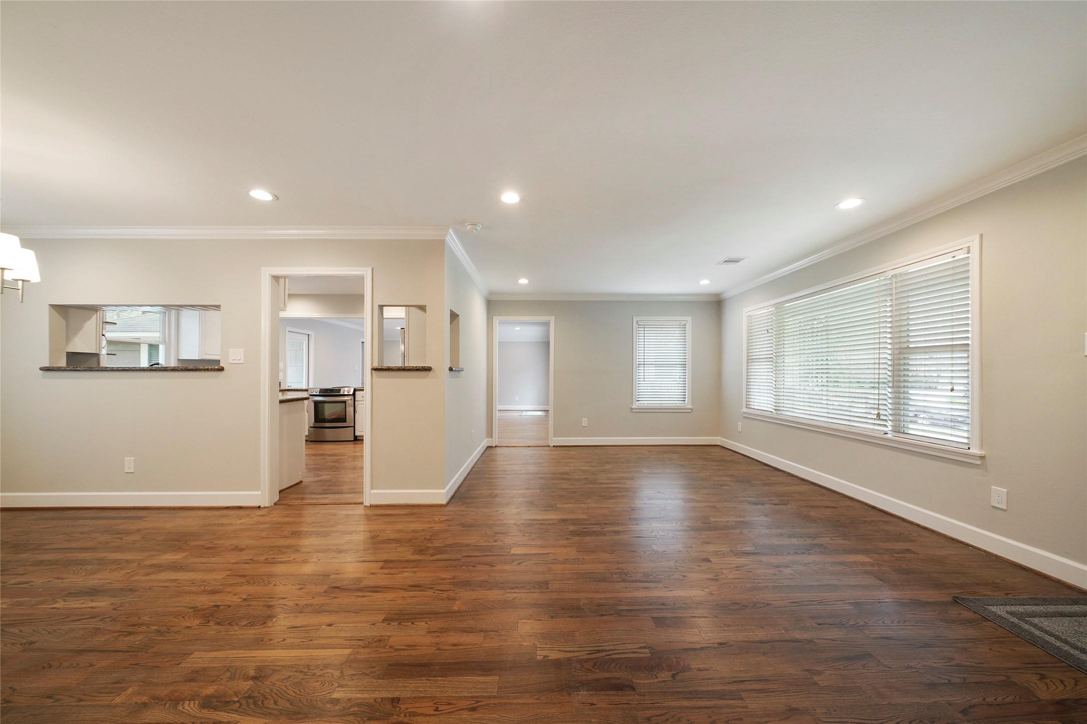 1229 Timbergrove Lane Houston, TX 77008 - Photo 7 of 30