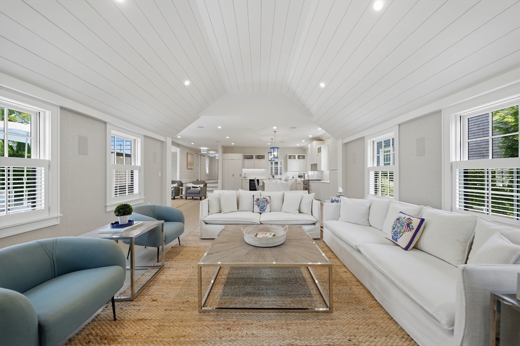 3 Old Farm Road Nantucket, MA 02554 - Photo 9 of 40