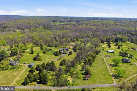 $949,900 | 9571 Foxville Road, Warrenton, VA 20186